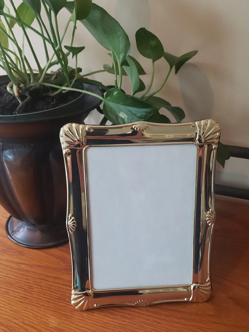 Vtg Elegant Gold Picture Frame- Holds 5x7 Photo